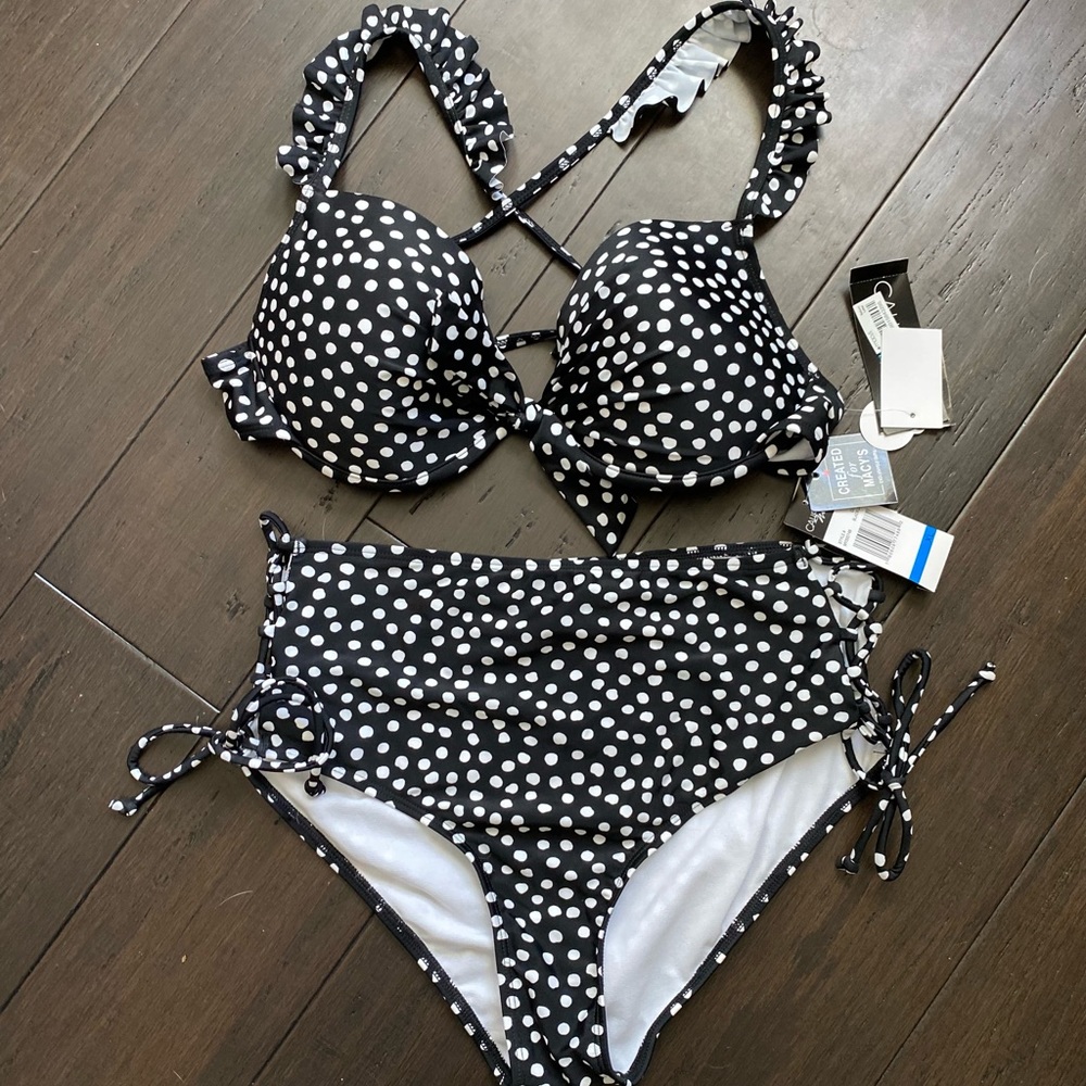 California Waves Women's Polka Dot Print Ruffled Bikini (Top D/DD and Bottom XL)